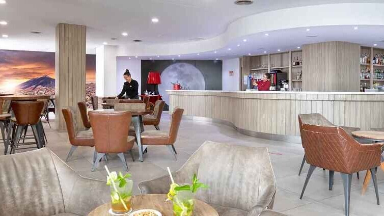 Alexandre Hotel Gala